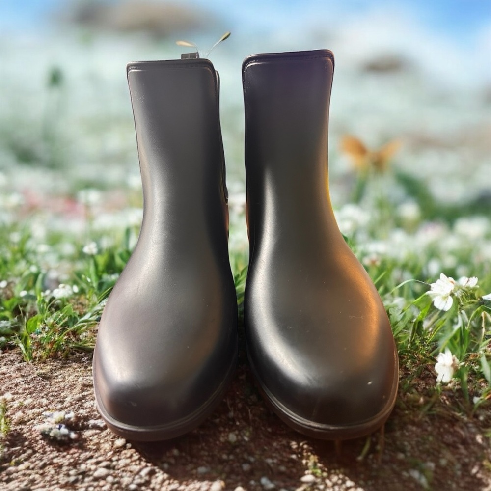 Black Ankle Rain Boots